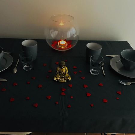 Une Pause Douceur - Suite Orchidee Eyguieres Екстер'єр фото